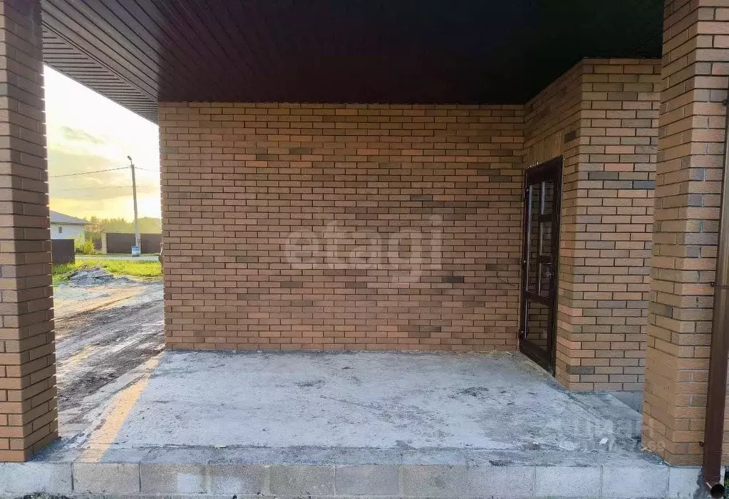 Дом в Белгородская область, Старооскольский городской округ, с. ... - Фото 2