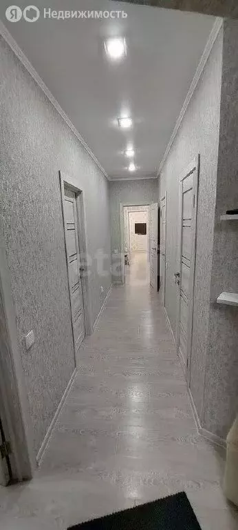 3-комнатная квартира: Батайск, улица Ушинского, 3 (65 м) - Фото 0