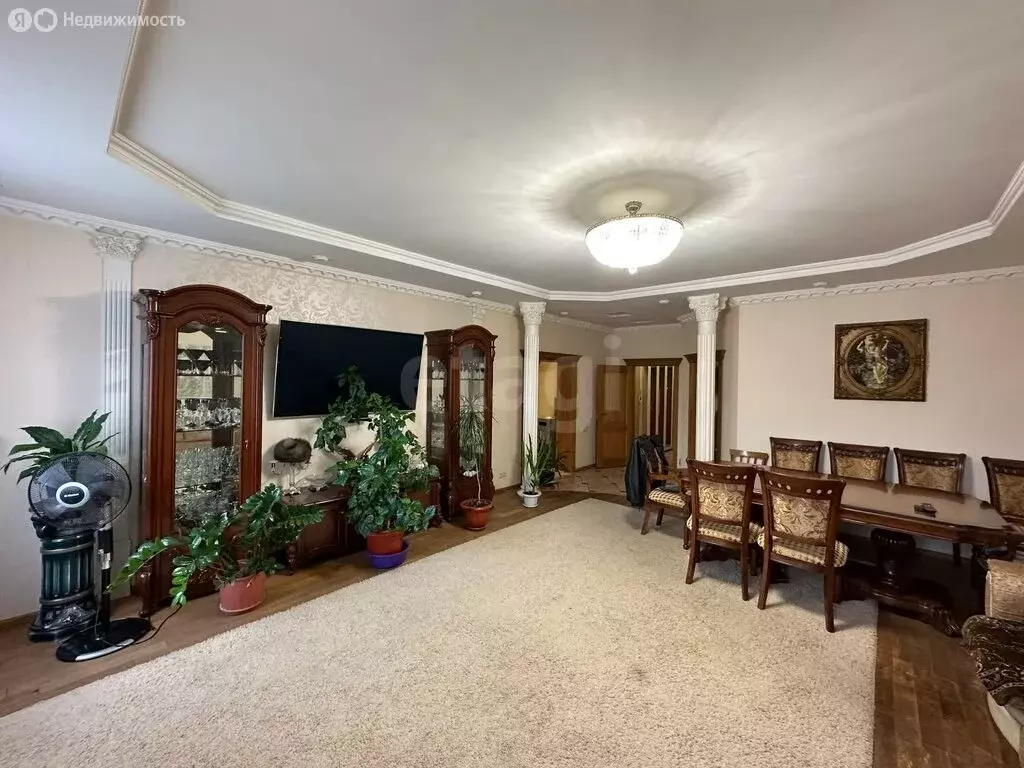 Дом в село Стригуны, улица Ленина (237.8 м) - Фото 2