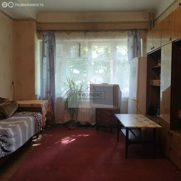 3-комнатная квартира: Магнитогорск, переулок Ржевского, 1 (68 м) - Фото 0