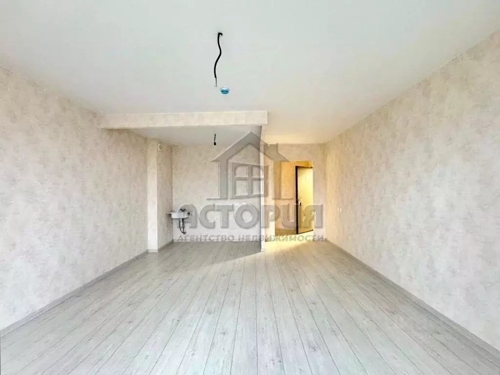 Студия Красноярский край, Красноярск ул. Спандаряна, 1с11 (32.6 м) - Фото 1