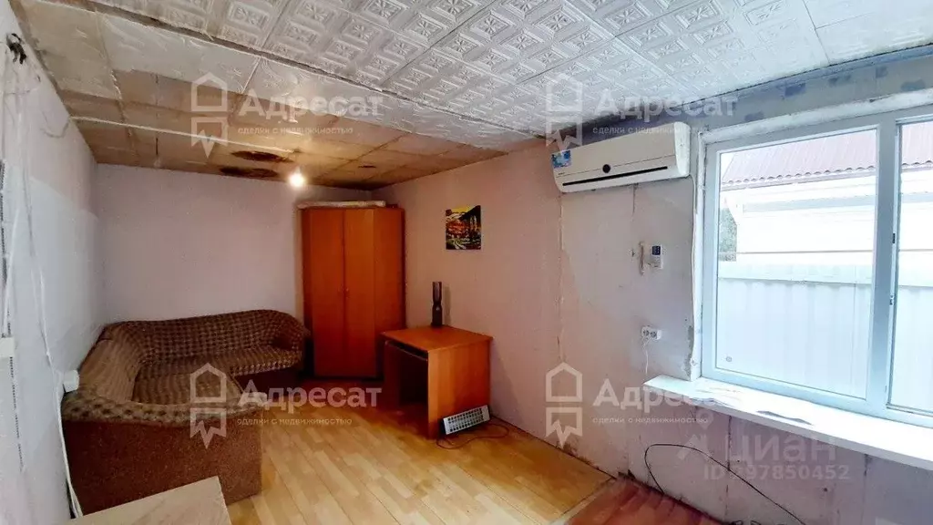 Дом в Волгоградская область, Волгоград ул. Бирюсинская (43 м) - Фото 0