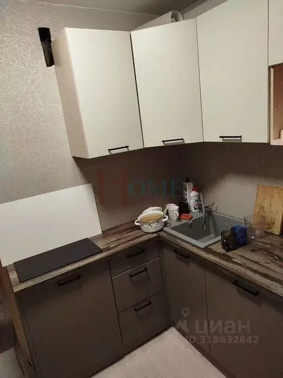 2-к кв. Новосибирская область, Новосибирск ул. Сибиряков-Гвардейцев, 4 ... - Фото 0