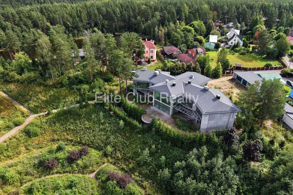 Коттедж в Ленинградская область, Выборгский район, Первомайское с/пос, ... - Фото 1