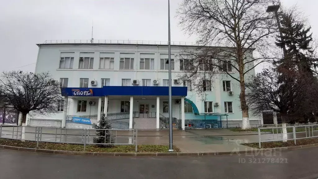 Помещение свободного назначения в Краснодарский край, Лабинск Красная ... - Фото 0