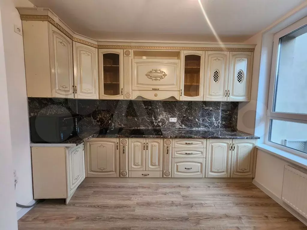 2-к. квартира, 55 м, 6/9 эт. - Фото 0