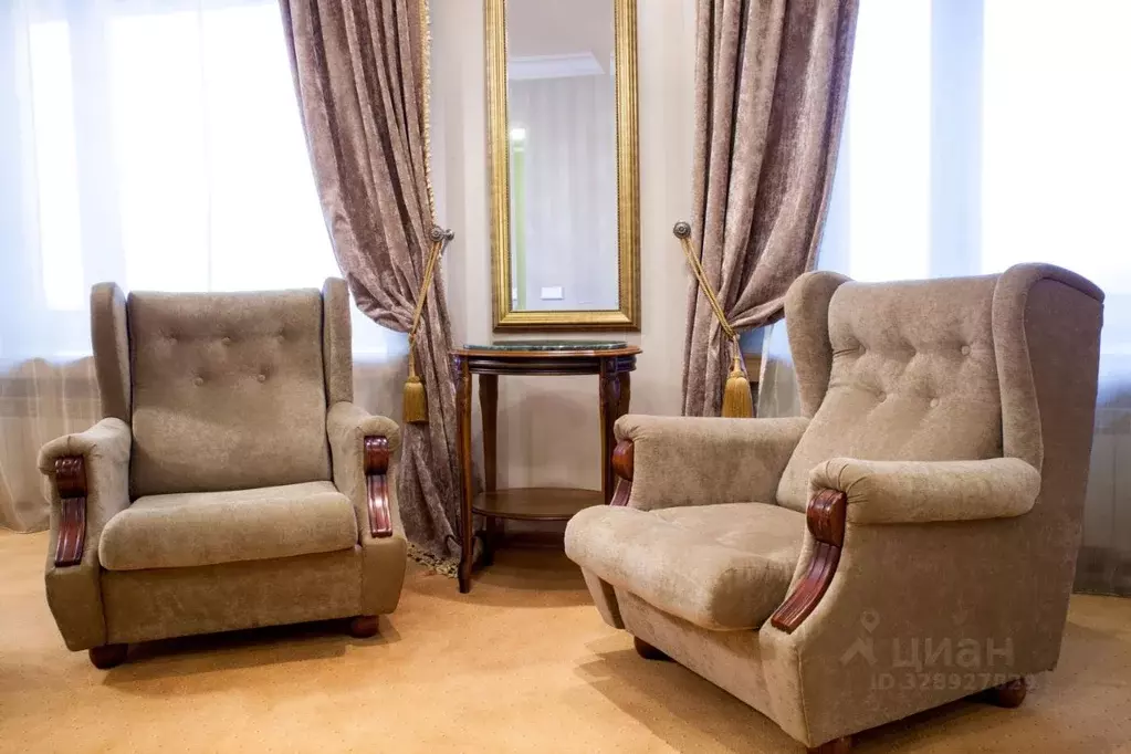 Комната Санкт-Петербург пл. Александра Невского, 2 (54.0 м) - Фото 2