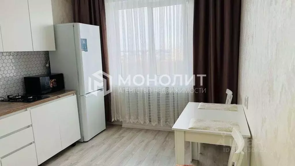 2-к кв. Белгородская область, Старый Оскол Студенческий мкр, 18 (52.0 ... - Фото 1