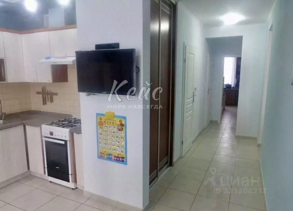 2-к кв. Крым, Феодосия ул. Десантников, 7Б (60.0 м) - Фото 2