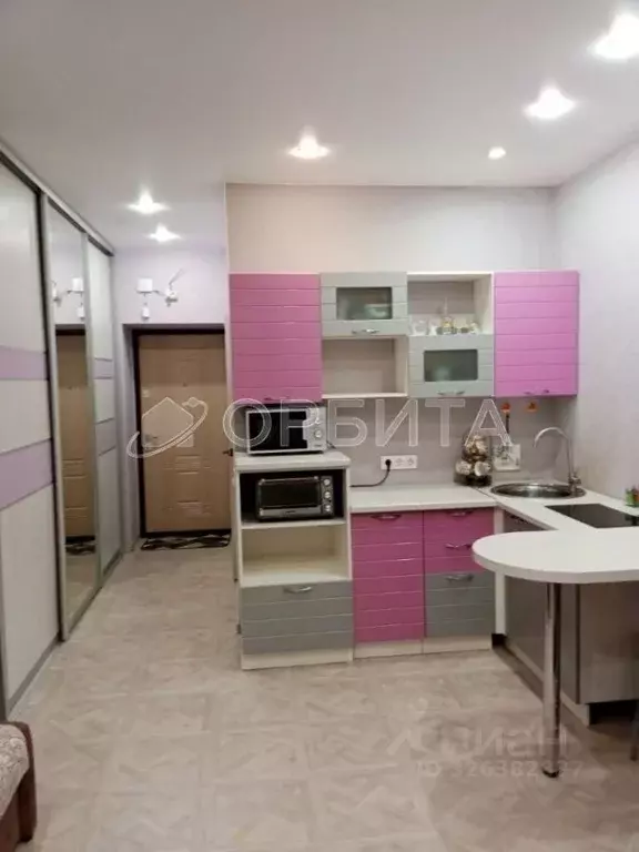 Студия Тюменская область, Тюмень Комбинатская ул., 54к2 (24.9 м) - Фото 1