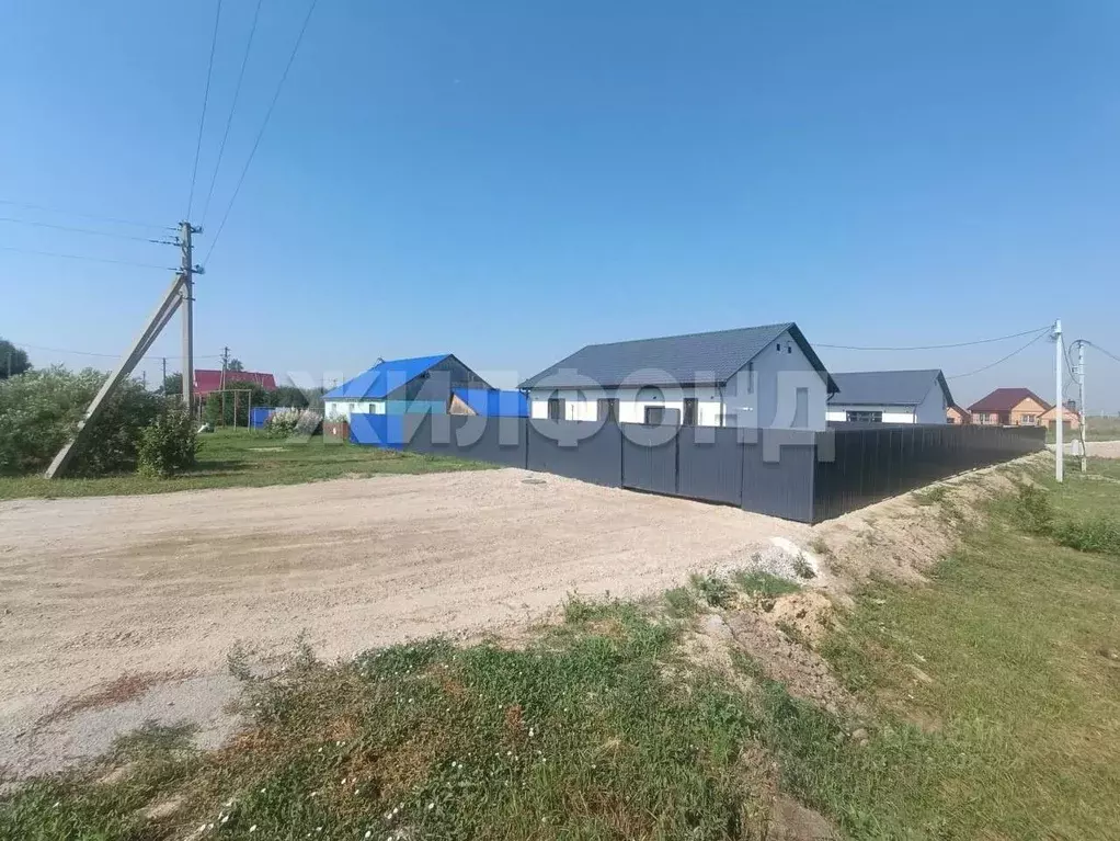 Дом в Новосибирская область, Колывань рп ул. Титова (107 м) - Фото 1