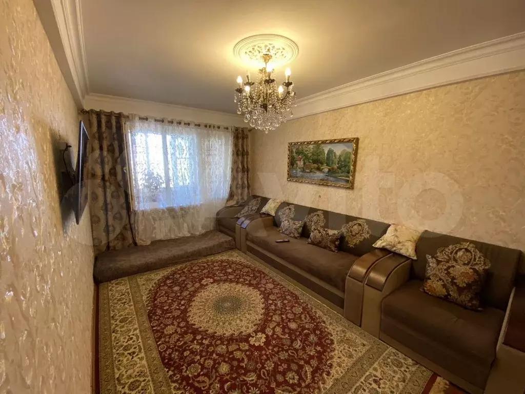 1-к. квартира, 40 м, 8/11 эт. - Фото 1