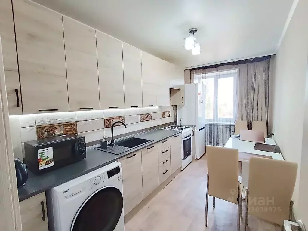 3-к кв. Белгородская область, Алексеевка ул. Мостовая, 100 (57.9 м) - Фото 1