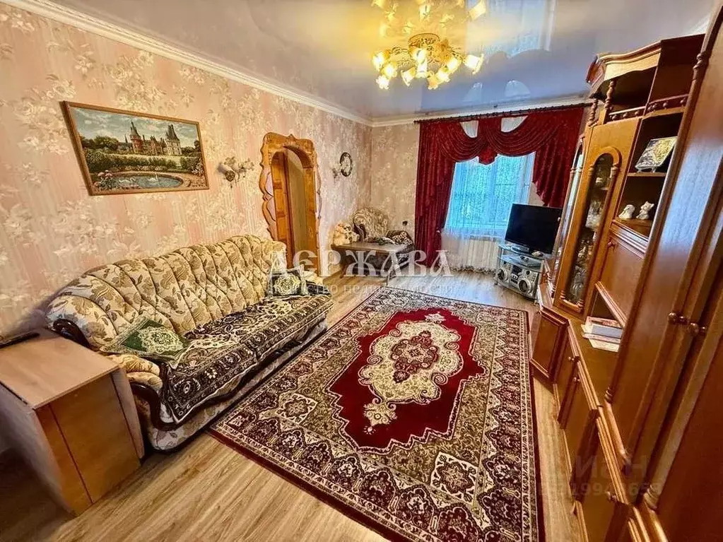 2-к кв. Белгородская область, Старый Оскол Дубрава мкр, 1 кв-л, 10 ... - Фото 0