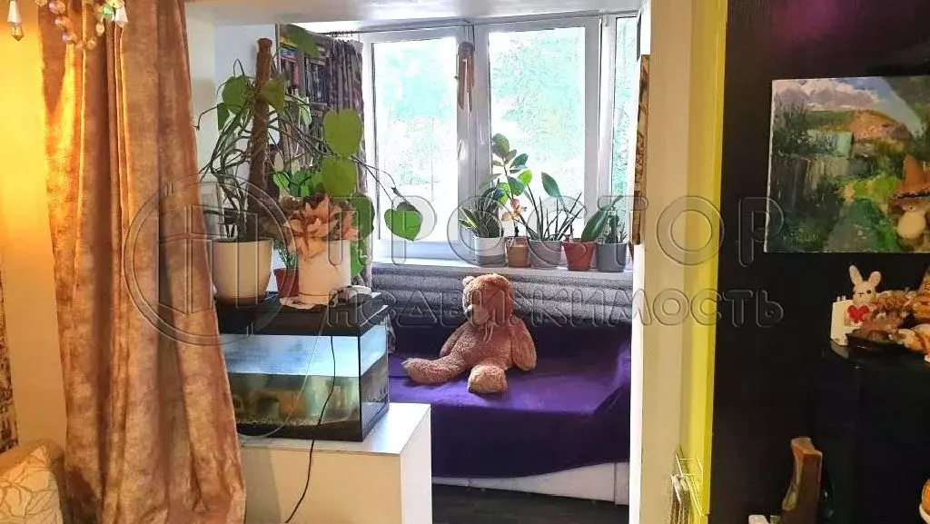 Продается комната в 4-комнатной квартире - Фото 0