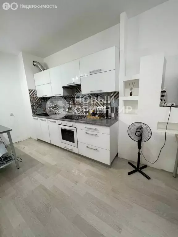 1-комнатная квартира: Екатеринбург, улица Евгения Савкова, 8 (36.3 м) - Фото 0