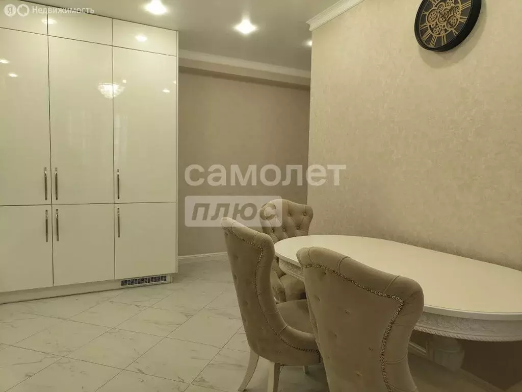 4-комнатная квартира: Ставрополь, улица Рогожникова, 23 (95.1 м) - Фото 0