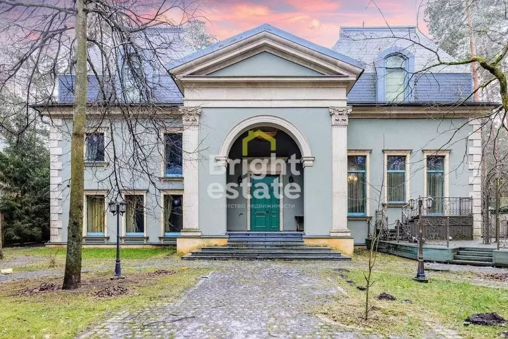 Дом в Московская область, Одинцовский городской округ, с. Усово  (1500 ... - Фото 1