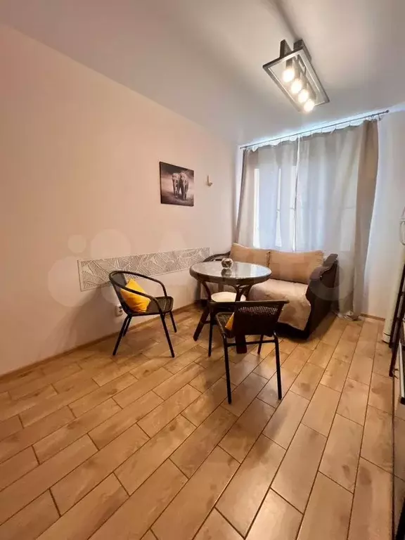 1-к. квартира, 42 м, 8/10 эт. - Фото 1