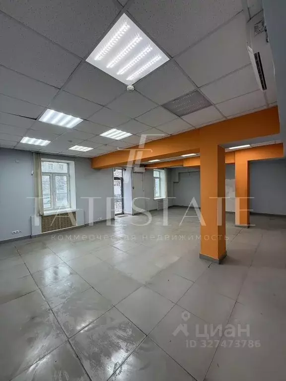 Помещение свободного назначения в Татарстан, Казань ул. Декабристов, ... - Фото 1