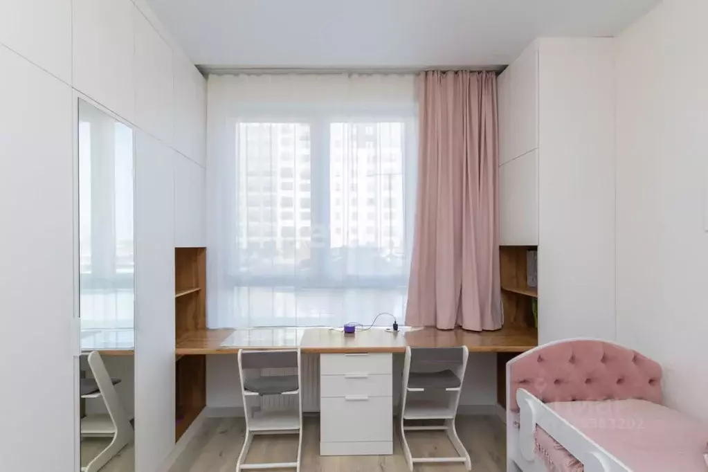 2-к кв. Тюменская область, Тюмень ул. Павла Никольского, 4 (68.3 м) - Фото 1