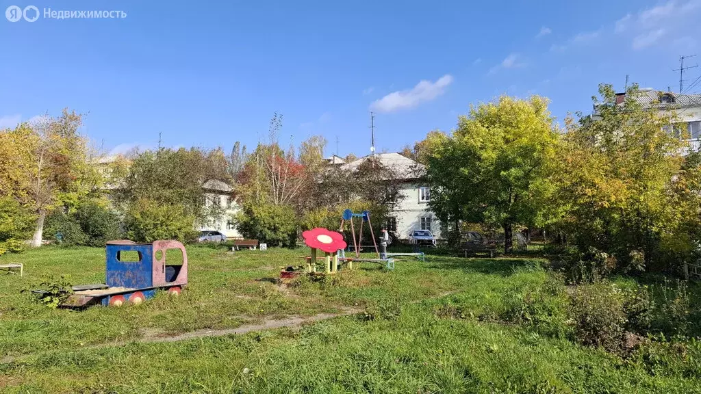 3-комнатная квартира: Верхняя Пышма, улица Петрова, 57А (65.3 м) - Фото 2