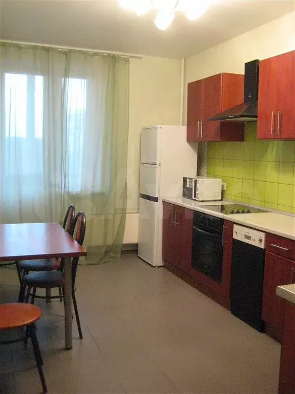 1-к. квартира, 51 м, 4/17 эт. - Фото 0