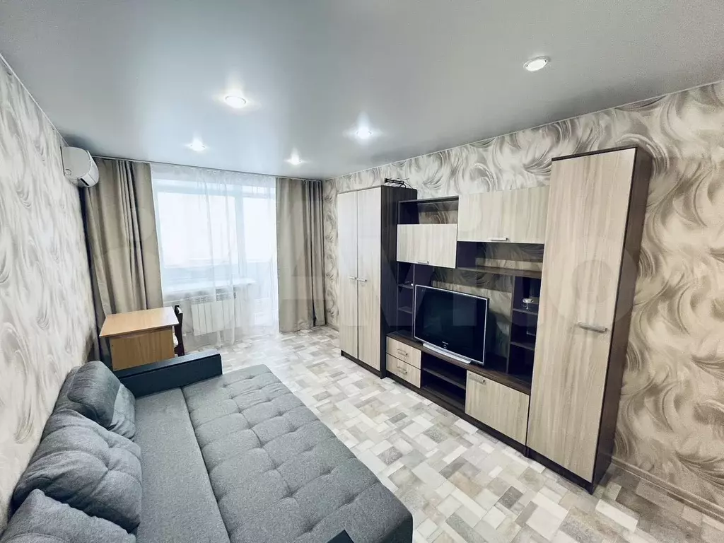 1-к. квартира, 40 м, 6/17 эт. - Фото 1