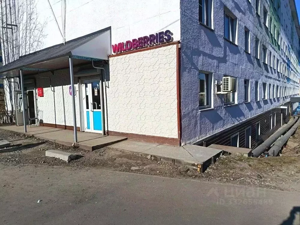Торговая площадь в Мурманская область, Полярный ул. Героев Тумана, 8 ... - Фото 1