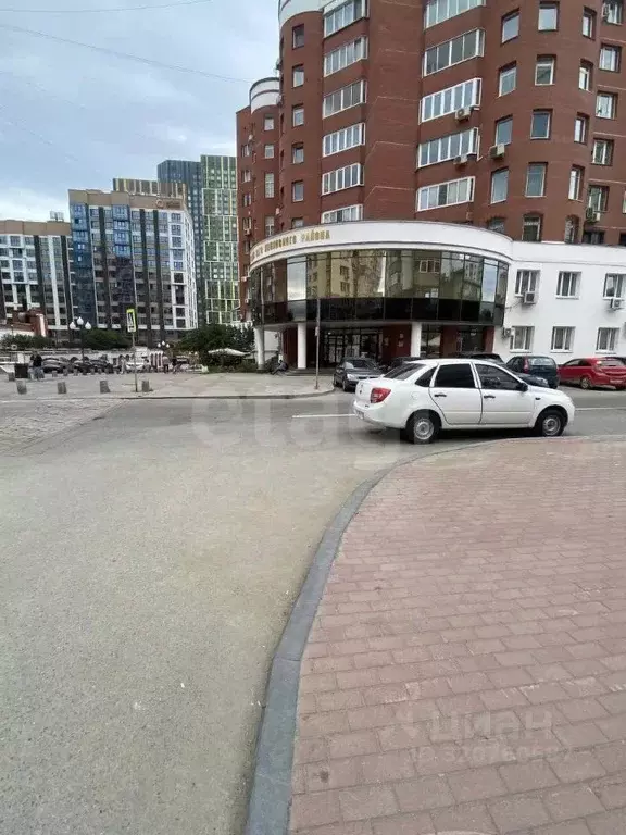 Гараж в Свердловская область, Екатеринбург ул. Шейнкмана, 73 (18 м) - Фото 1