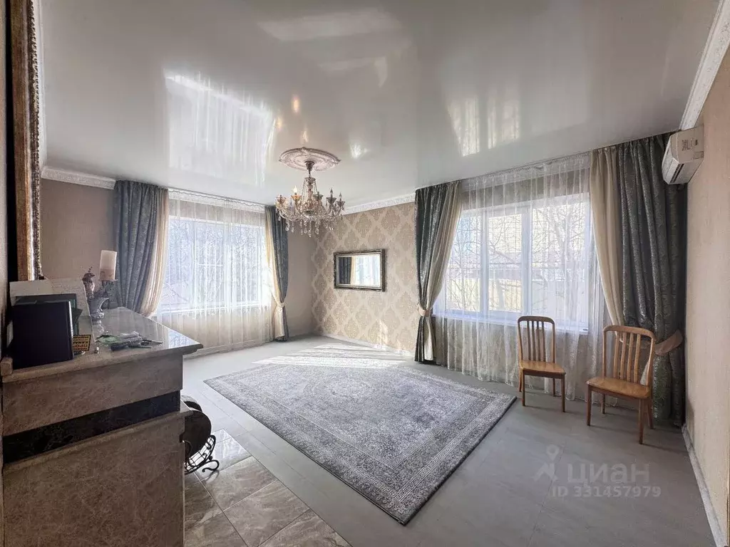 Дом в Краснодарский край, Ейск Рассветная ул. (191 м) - Фото 2