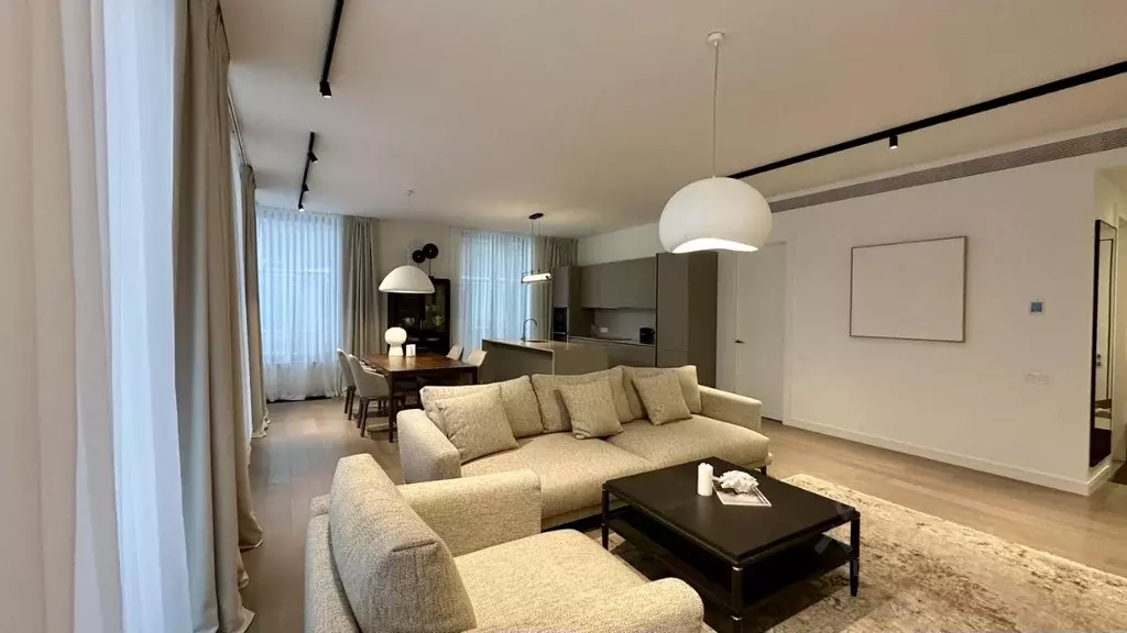 3-к кв. Москва ул. Костикова, 4к2 (163.0 м) - Фото 1
