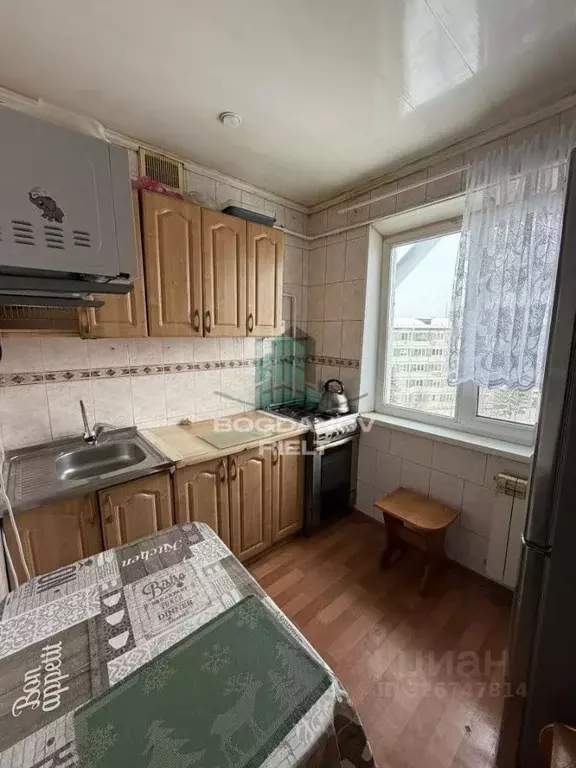 3-к кв. Омская область, Омск 3-й мкр, ул. Путилова, 6 (63.5 м) - Фото 1