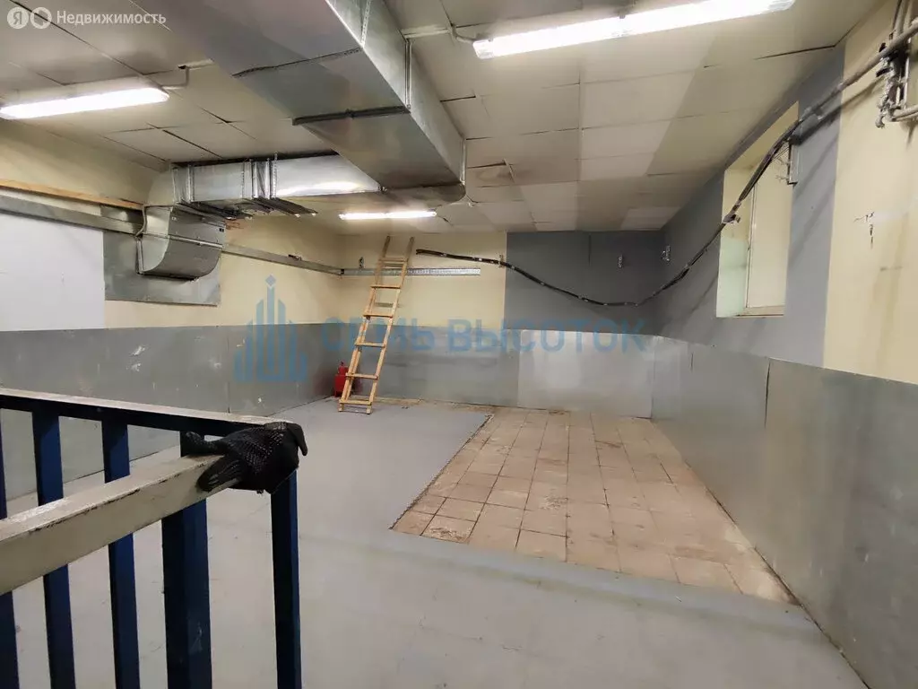 Помещение свободного назначения (350 м) - Фото 2