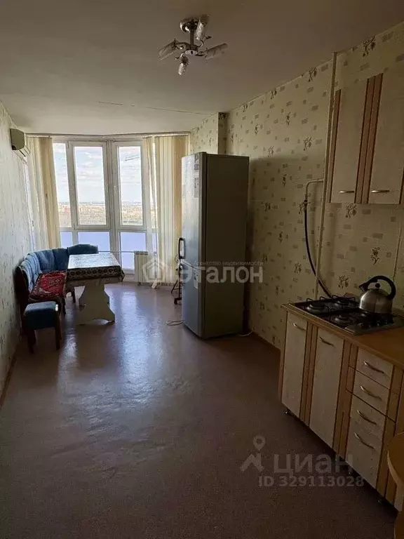 3-к кв. Волгоградская область, Волгоград ул. Имени Ивана Морозова, 9 ... - Фото 1