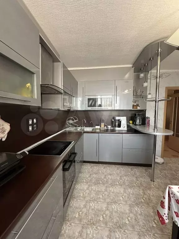3-к. квартира, 80 м, 10/10 эт. - Фото 1