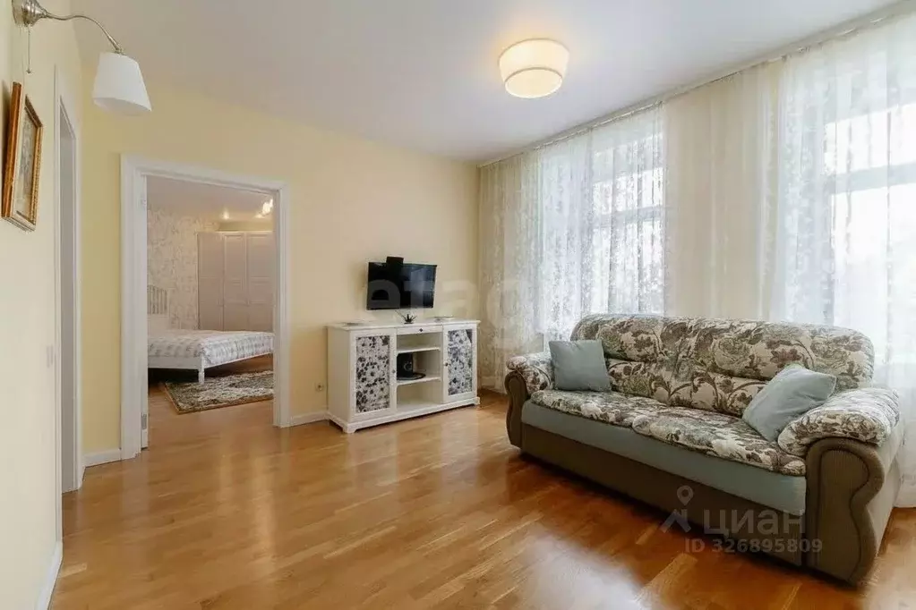 1-к кв. Свердловская область, Екатеринбург ул. Радищева, 31 (60.0 м) - Фото 1