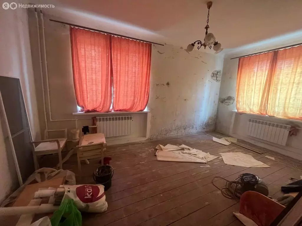 3-комнатная квартира: Волгоград, Инициативная улица, 5 (73.4 м) - Фото 1