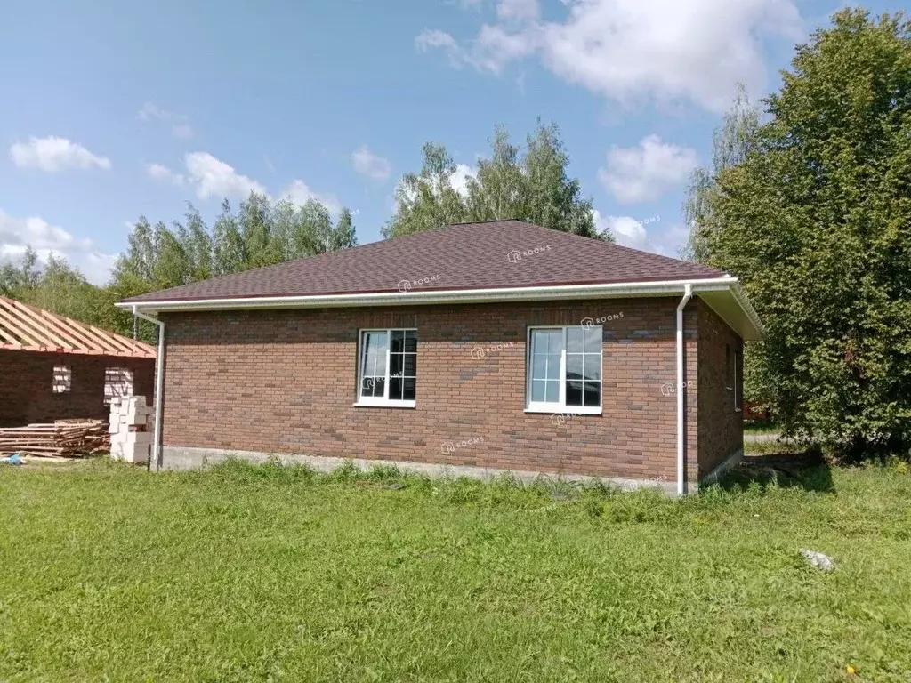 Дом в Тульская область, Тула городской округ, пос. Рассвет  (100 м) - Фото 2