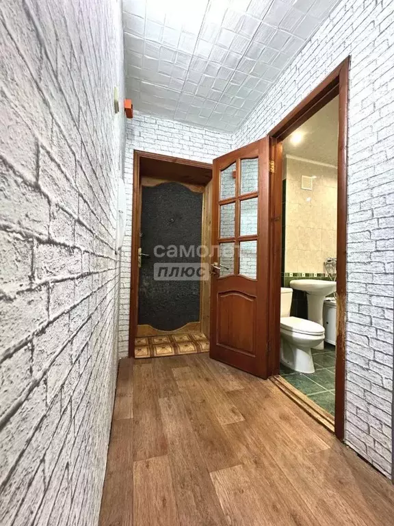 3-к кв. Пензенская область, Пенза ул. Попова, 2 (56.5 м) - Фото 2