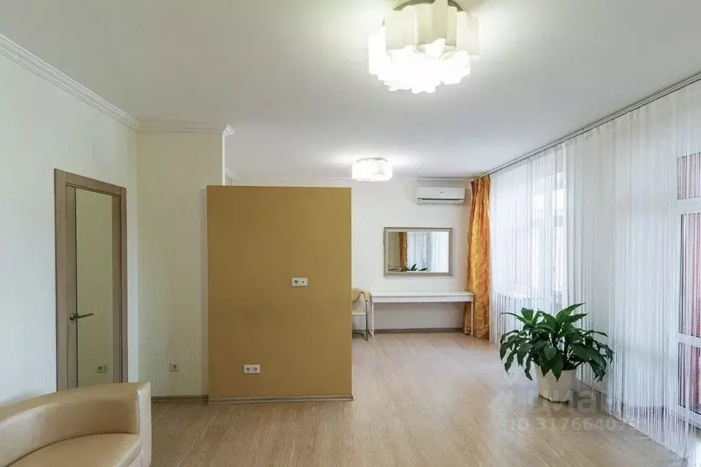 3-к кв. Омская область, Омск Съездовская ул., 29/2 (121.0 м) - Фото 0