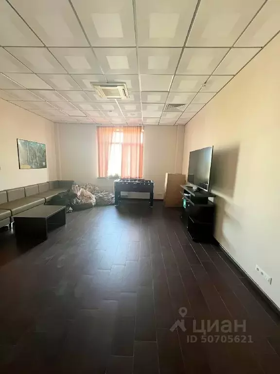 Офис в Краснодарский край, Краснодар ул. Дзержинского, 177 (150 м) - Фото 1