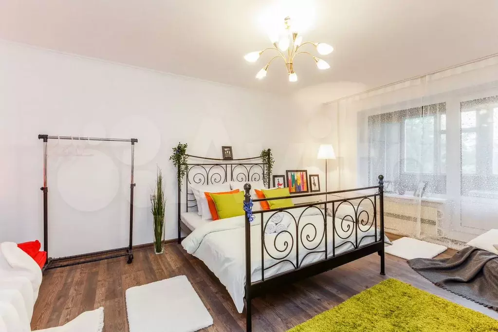 1-к. квартира, 42 м, 4/9 эт. - Фото 0