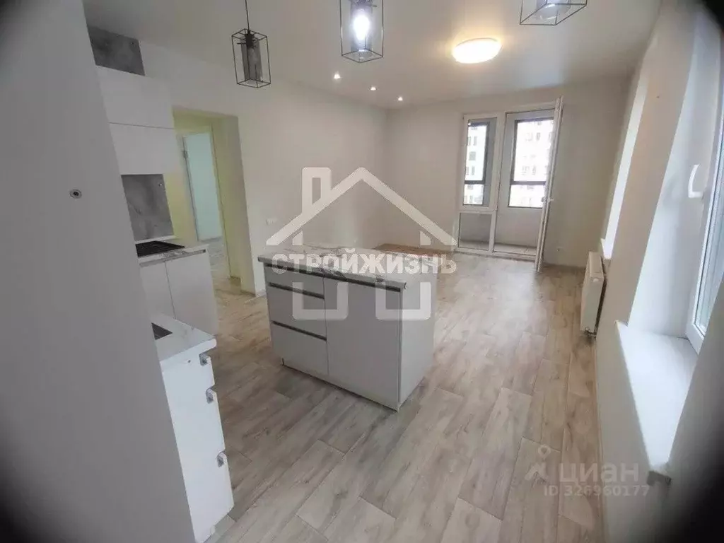 3-к кв. Свердловская область, Екатеринбург ул. Лучистая, 4 (64.1 м) - Фото 2