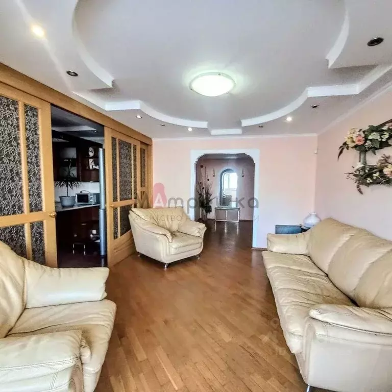 3-к кв. Белгородская область, Белгород ул. Губкина, 17б (78.4 м) - Фото 2