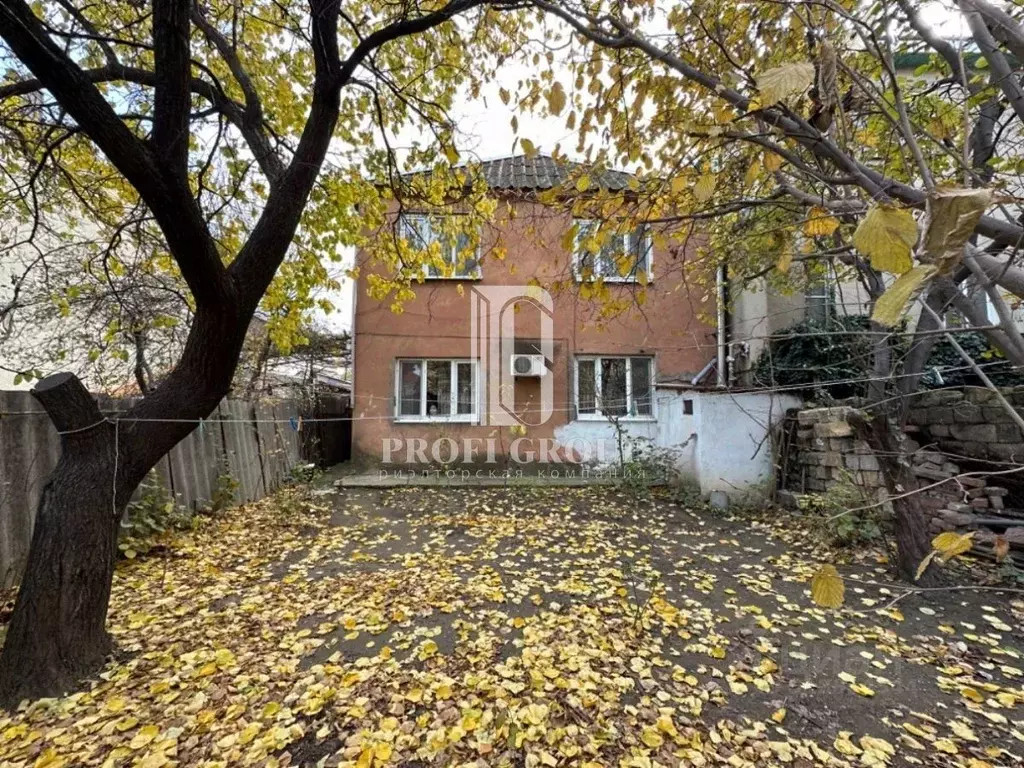 Дом в Дагестан, Махачкала ул. Гагарина, 40 (178 м) - Фото 1