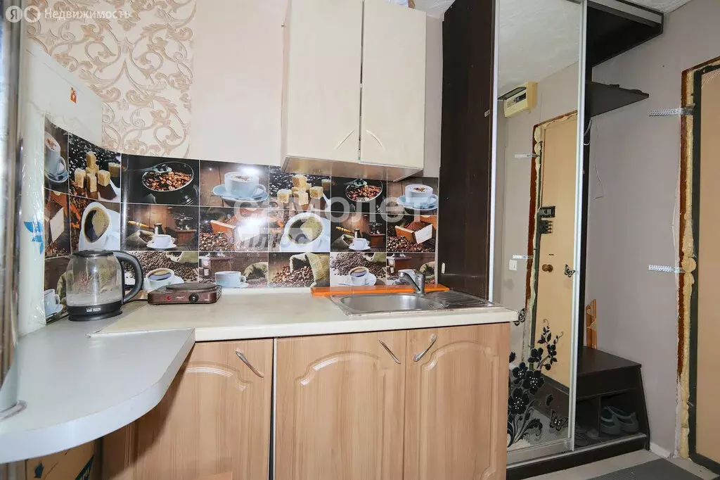 Квартира-студия: Кемерово, Ленинградский проспект, 18А (16.7 м) - Фото 1