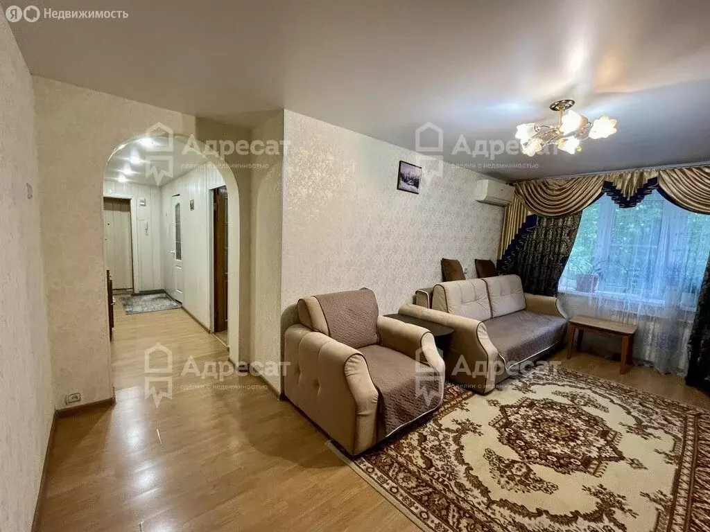 3-комнатная квартира: Волгоград, улица 64-й Армии, 59 (56.2 м) - Фото 1