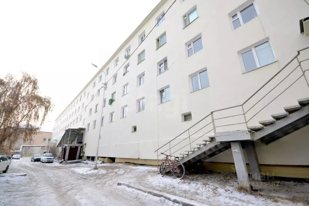 Комната Саха (Якутия), Якутск ул. Петра Алексеева, 49/1 (33.6 м) - Фото 1