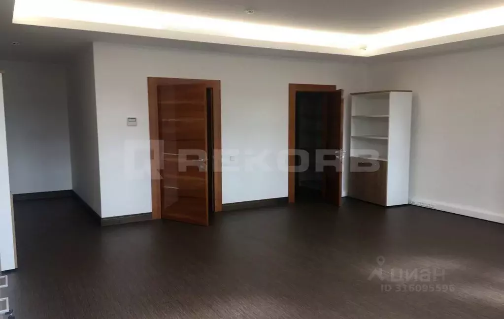 Офис в Санкт-Петербург Невский просп., 68а (166 м) - Фото 0